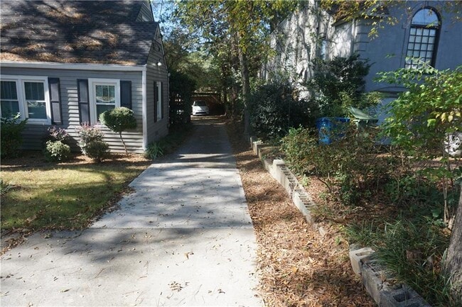 Photo - 2210 Lenox Rd NE