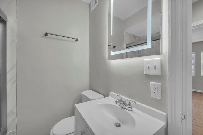 Photo - University Meadows