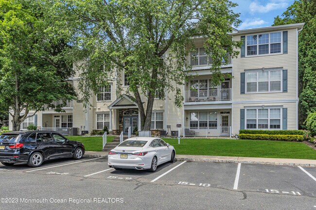 Photo - 536 St Andrews Pl
