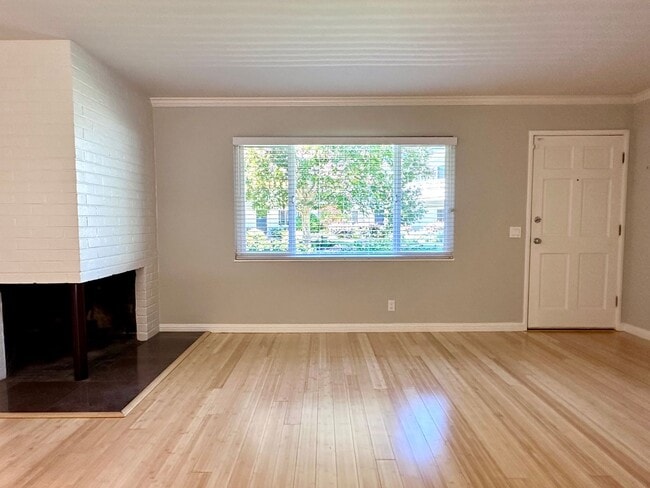 Photo - Noel Court Apartments