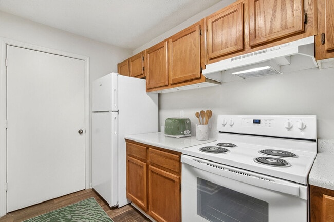 Photo - Ellington Woods