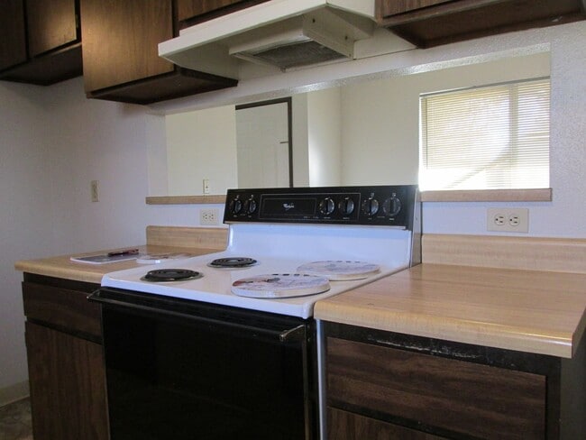 Photo - $1,400 PER MONTH - THREE BEDROOM TWO BATH HOME - LEAVITT LAKE