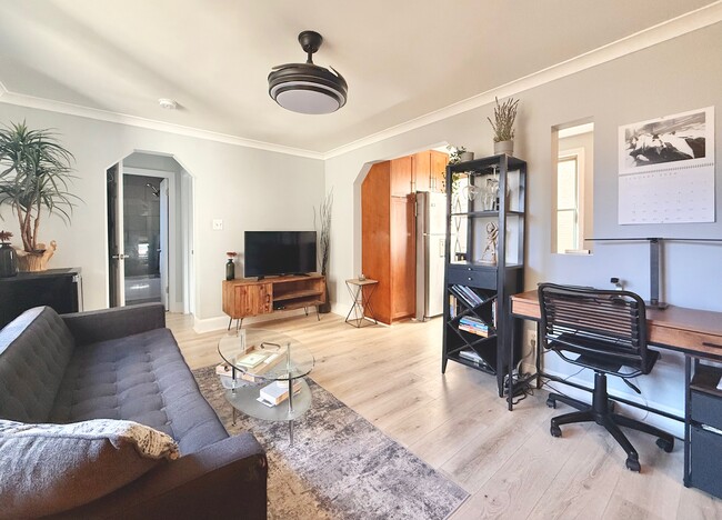 Photo - 1367 K St SE