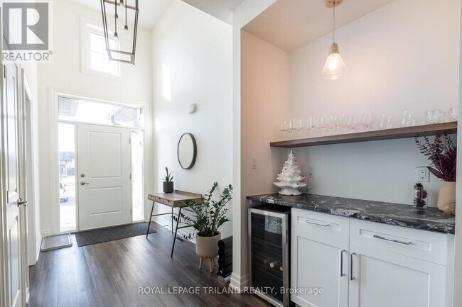 Photo - 9861 Glendon Dr