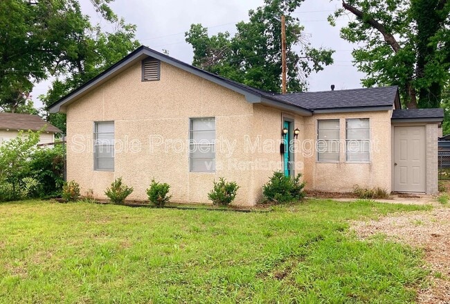 Building Photo - 3225 NW 14th St Rental