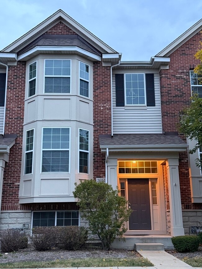 Photo - 2911 Henley Ln