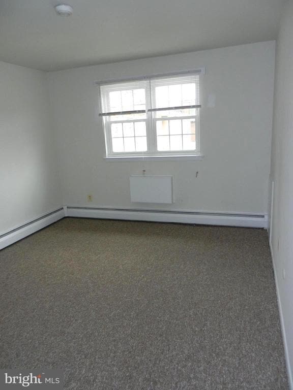 Photo - 335 E Lancaster Ave