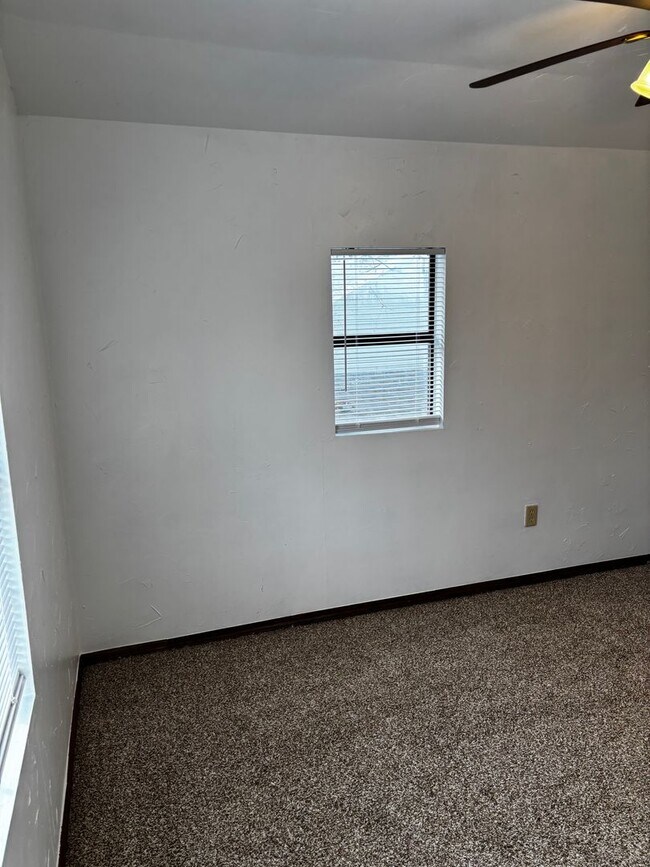 Photo - Adorable and spacious 2br 1ba apartment