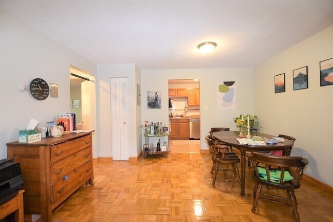 Photo - 33 Cogswell Ave Unit 8