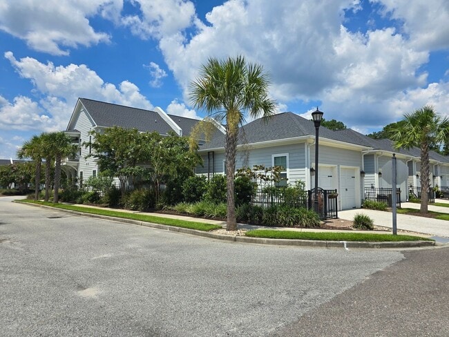 Photo - Charming Townhome in Ravenels Poplar Grove...