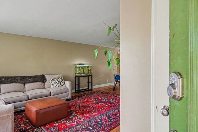 Photo - 3633 41st Ave W