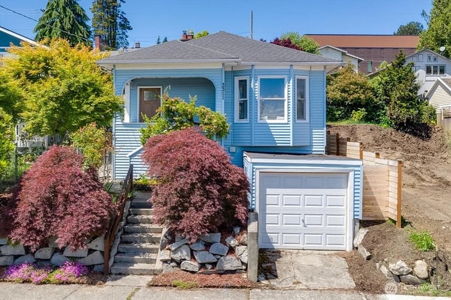 front exterior - 3311 25th Ave S