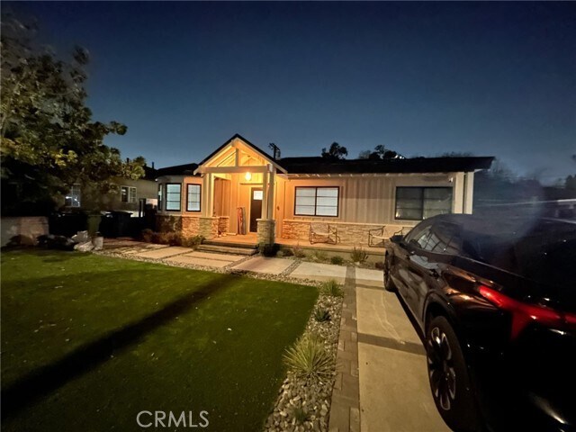 Photo - 2051 McPherson Ave