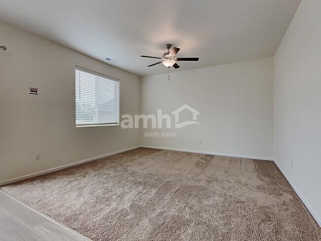 Photo - 1219 W 15th Ave