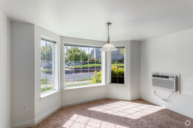 3HAB, 2BA - 1,194 ft² - Rock Springs Apartments