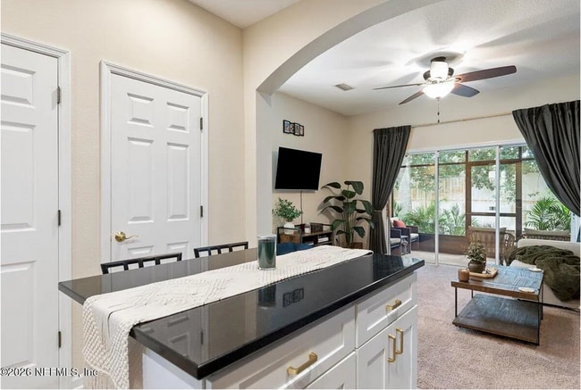 Photo - 6214 High Tide Blvd