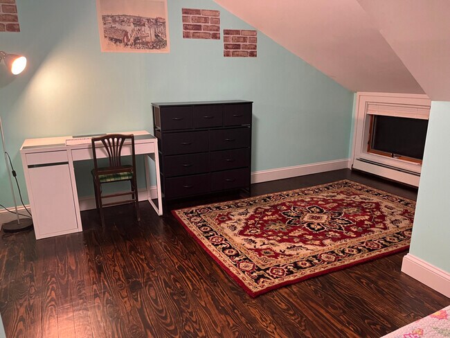 Photo - 1087 N Hoosac Rd