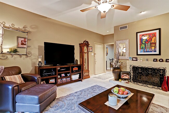 Photo - 11711 Memorial Dr Unit 289