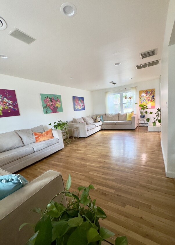 Photo - 21 Hazel Ave (Edison, NJ)