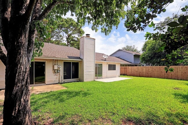 Photo - 15427 Swan Creek Dr