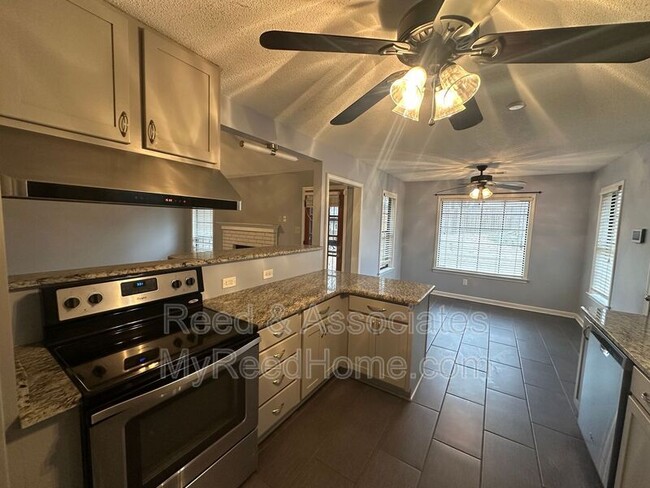 Photo - 3115 Santa Valley St