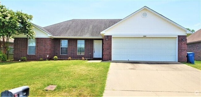 Building Photo - Showings Available Rental