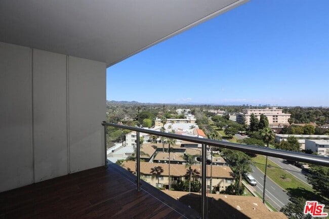 Photo - 201 Ocean Ave Ext Unidad 1205B