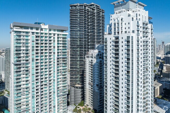 1000 Brickell Plz - Brickell Flatiron