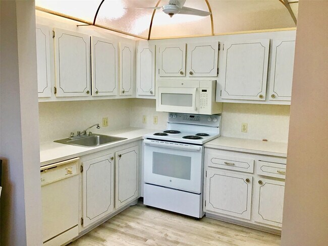 Photo - 204 Preston Way Unit 204