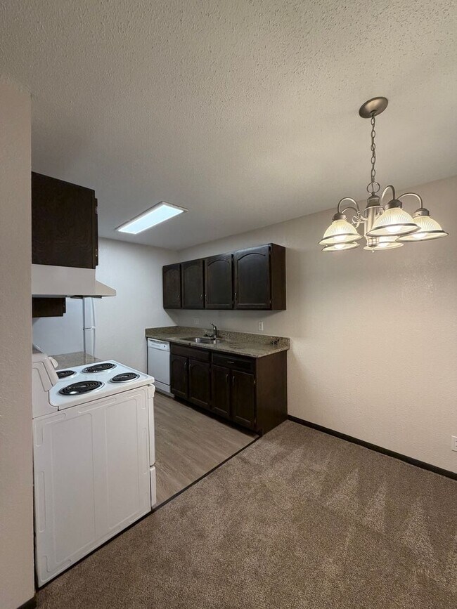 Photo - 1260 Larpenteur Ave W Unit 420