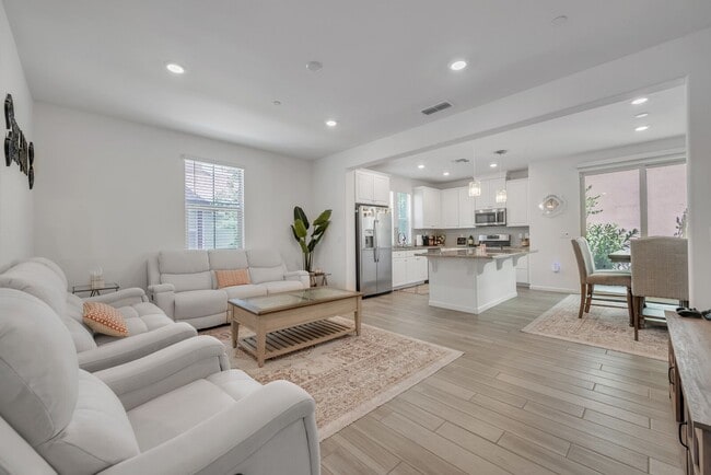 Photo - 9310 Mystic Lake Alley