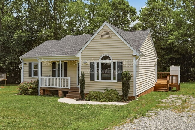 Photo - 11548 New Forest Trail