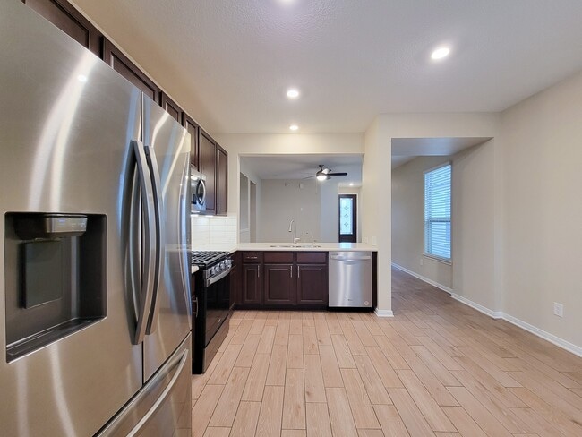 Building Photo - 17311 Rock Willow Ln