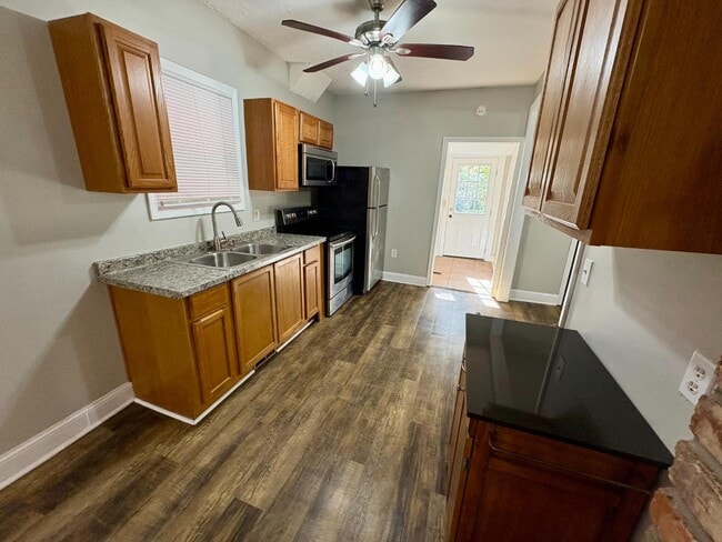 Photo - 609 Jackson St