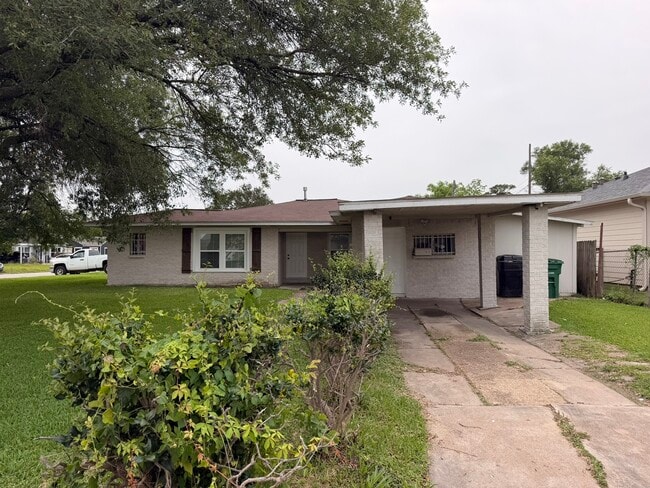 Photo - 7810 Kimble St