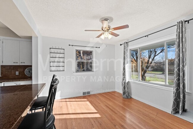 Photo - Welcome to Downriver