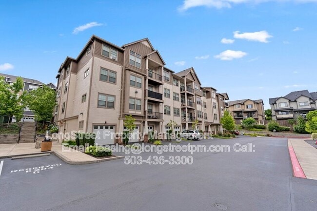 Building Photo - 17137 SW Appledale Rd Unit 203