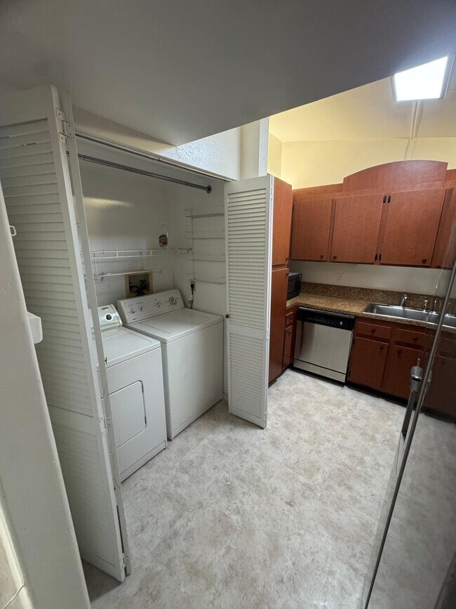 Photo - 8773 Shadow Wood Blvd Unidad 303