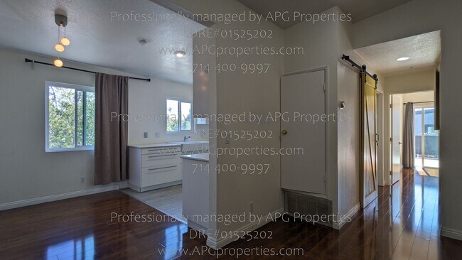 Photo - 636 E Birch St