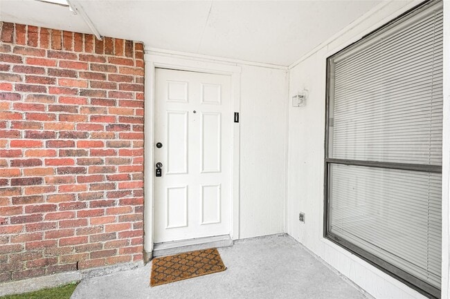 Photo - 17303 Nordway Dr