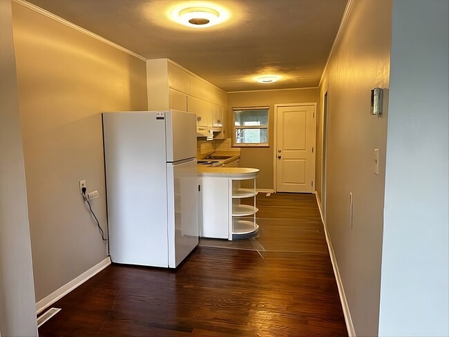 205 E Springdale Ave Unit 205