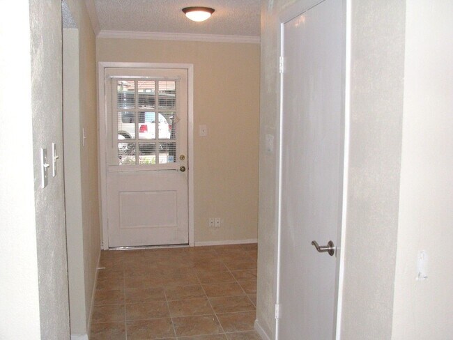 Photo - 8277 Kingsbrook Rd Unidad 153