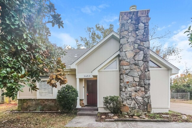 Photo - 3453 Cloudland Dr