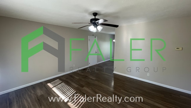 Photo - Beautiful 3 bedroom home with attached garage