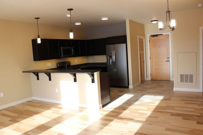 835 Wyoming St Unit 203