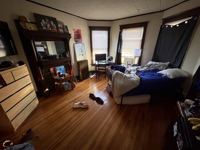Photo - 218 Easton Ave