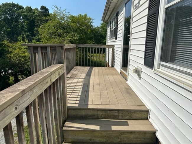 Photo - 1006 W Barton St Unit B