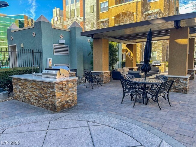 Photo - 38 E Serene Ave Unidad 402