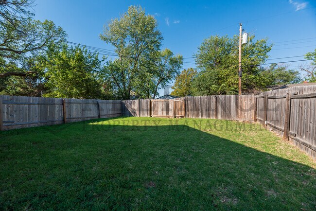 Photo - 1511 S Edwards St