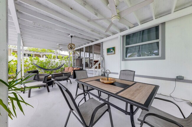 Photo - 398 Burton Dr Unit ID1307081P